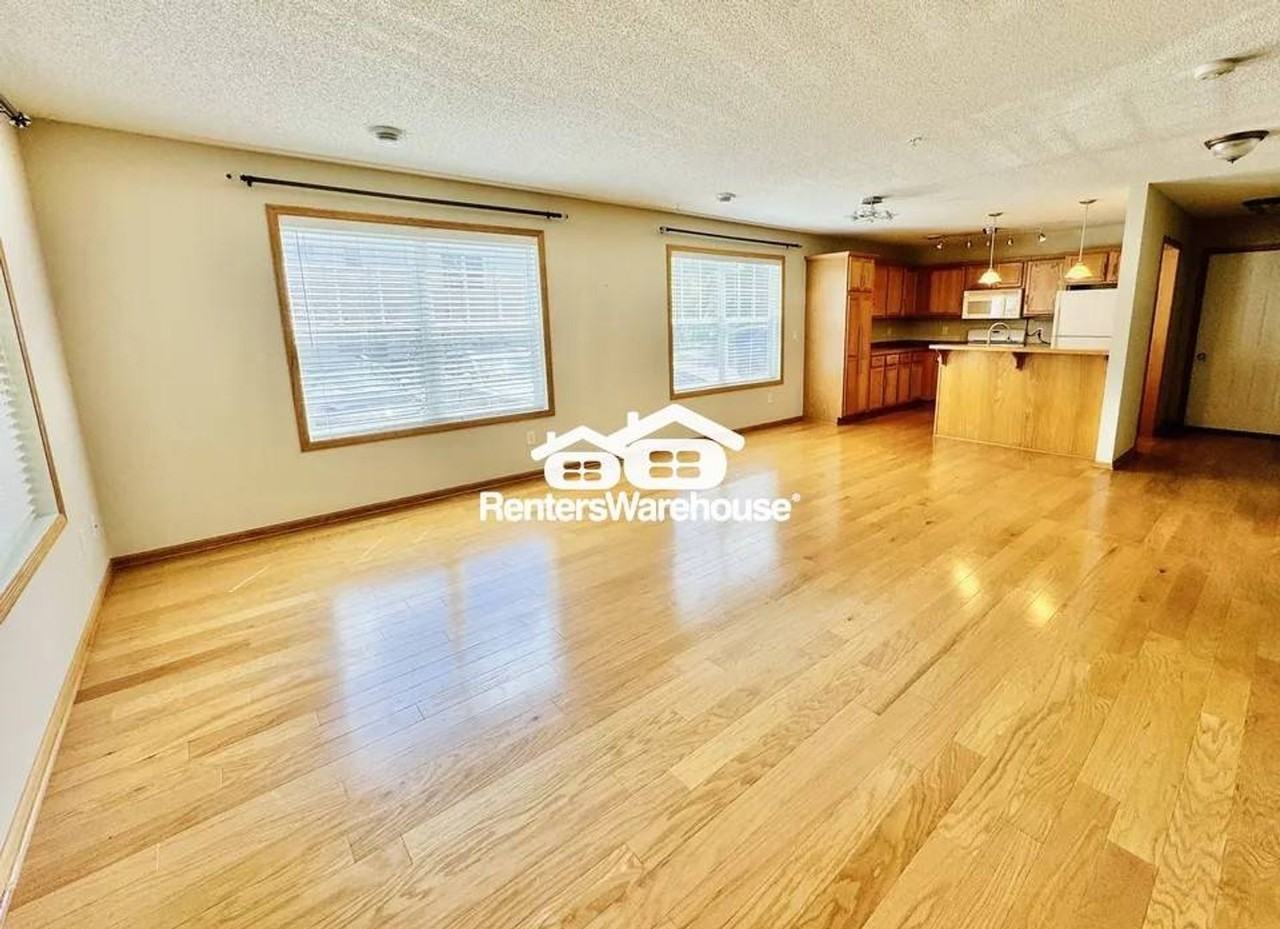 6205 32nd Ave N - Photo 4 of 17