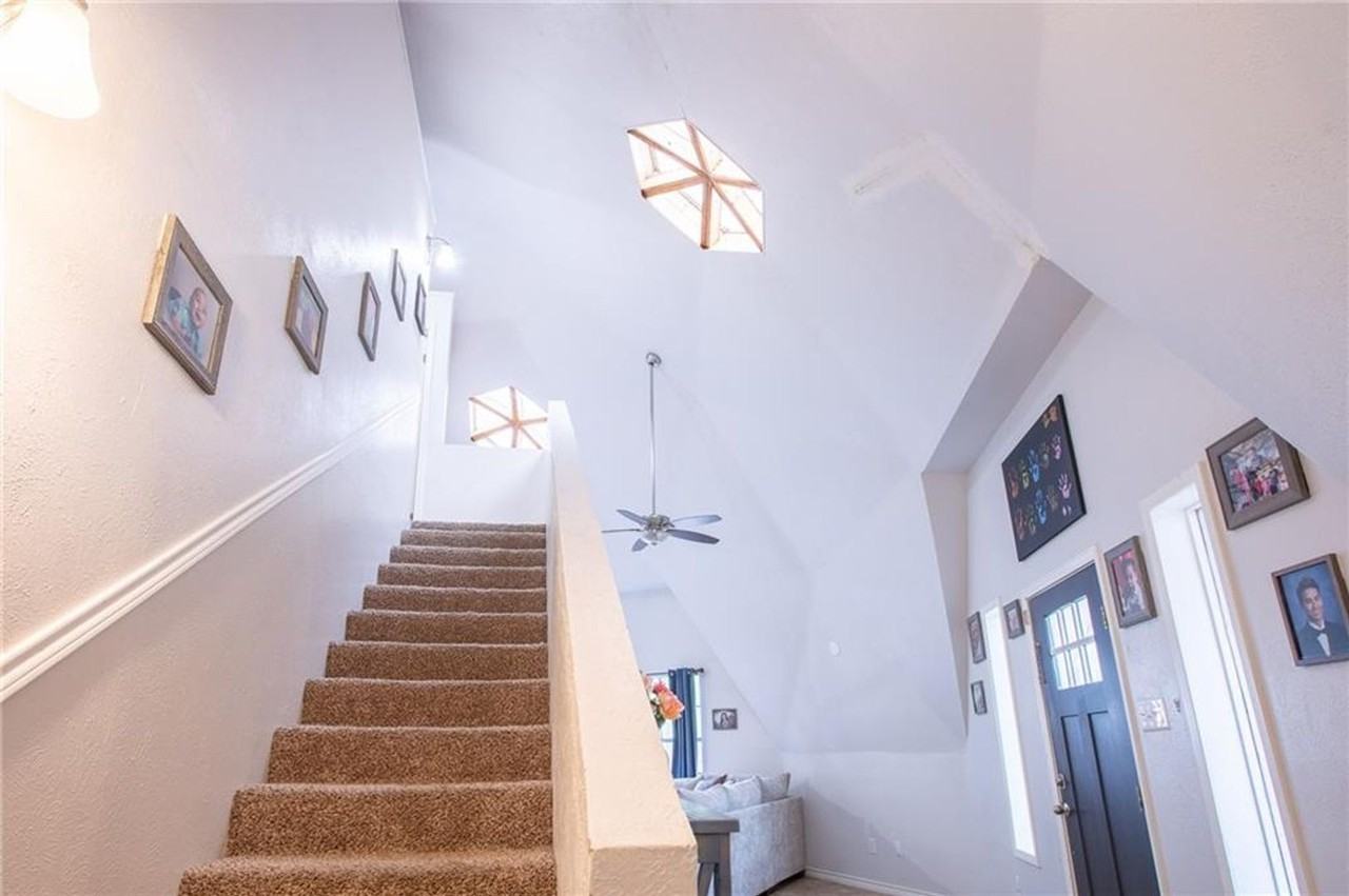 828 Stacie St - Photo 6 of 13
