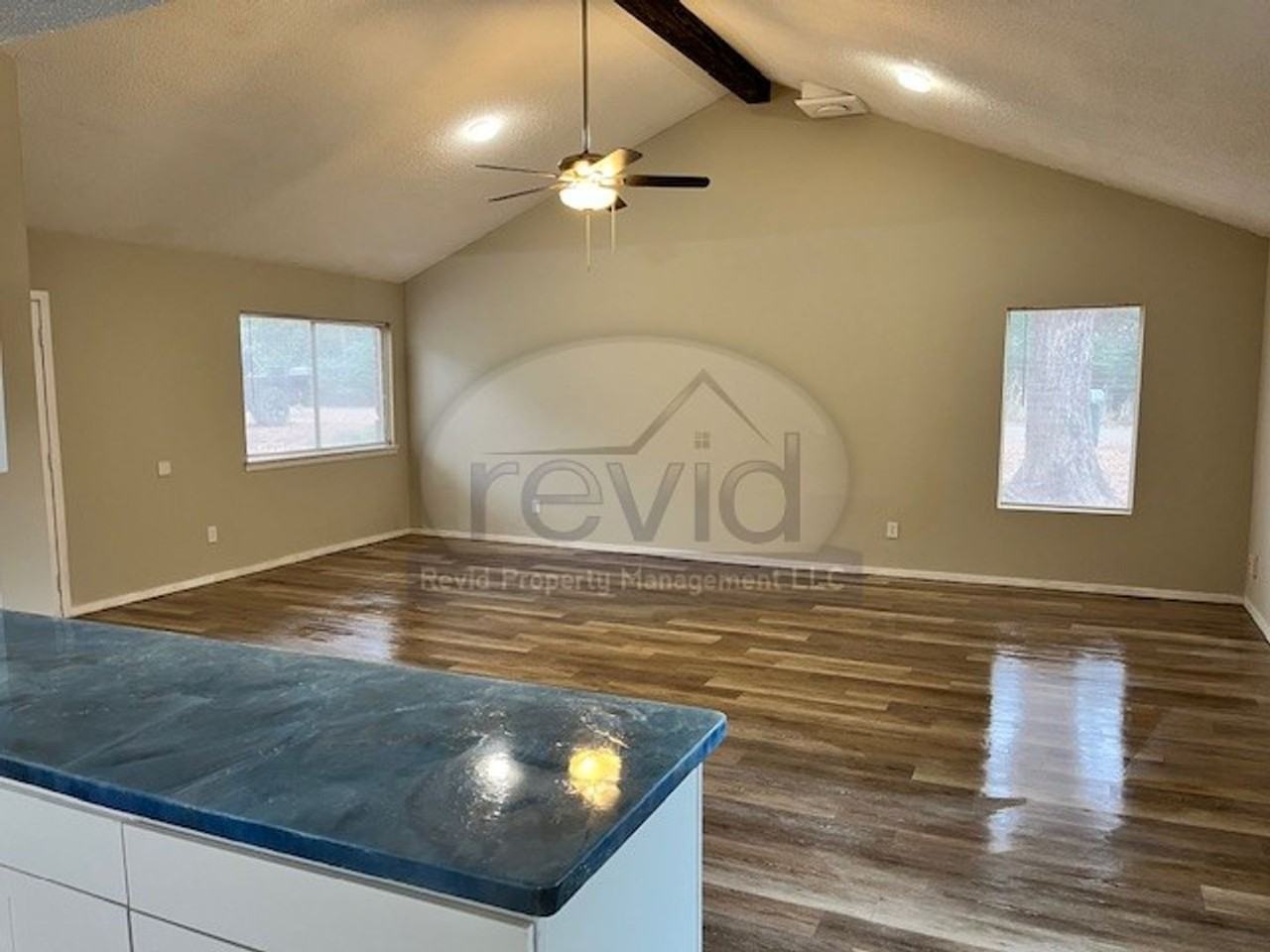 4757 Northfield Cir - Photo 4 of 14