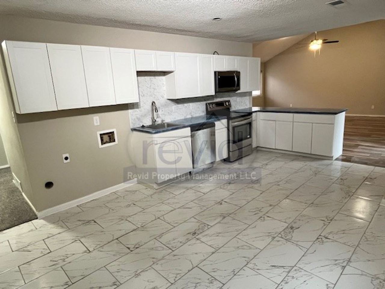 4757 Northfield Cir - Photo 6 of 14