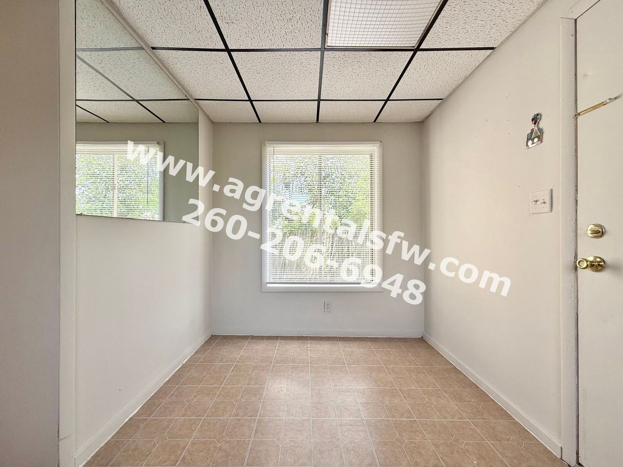 2828 Raymond St - Photo 2 of 23