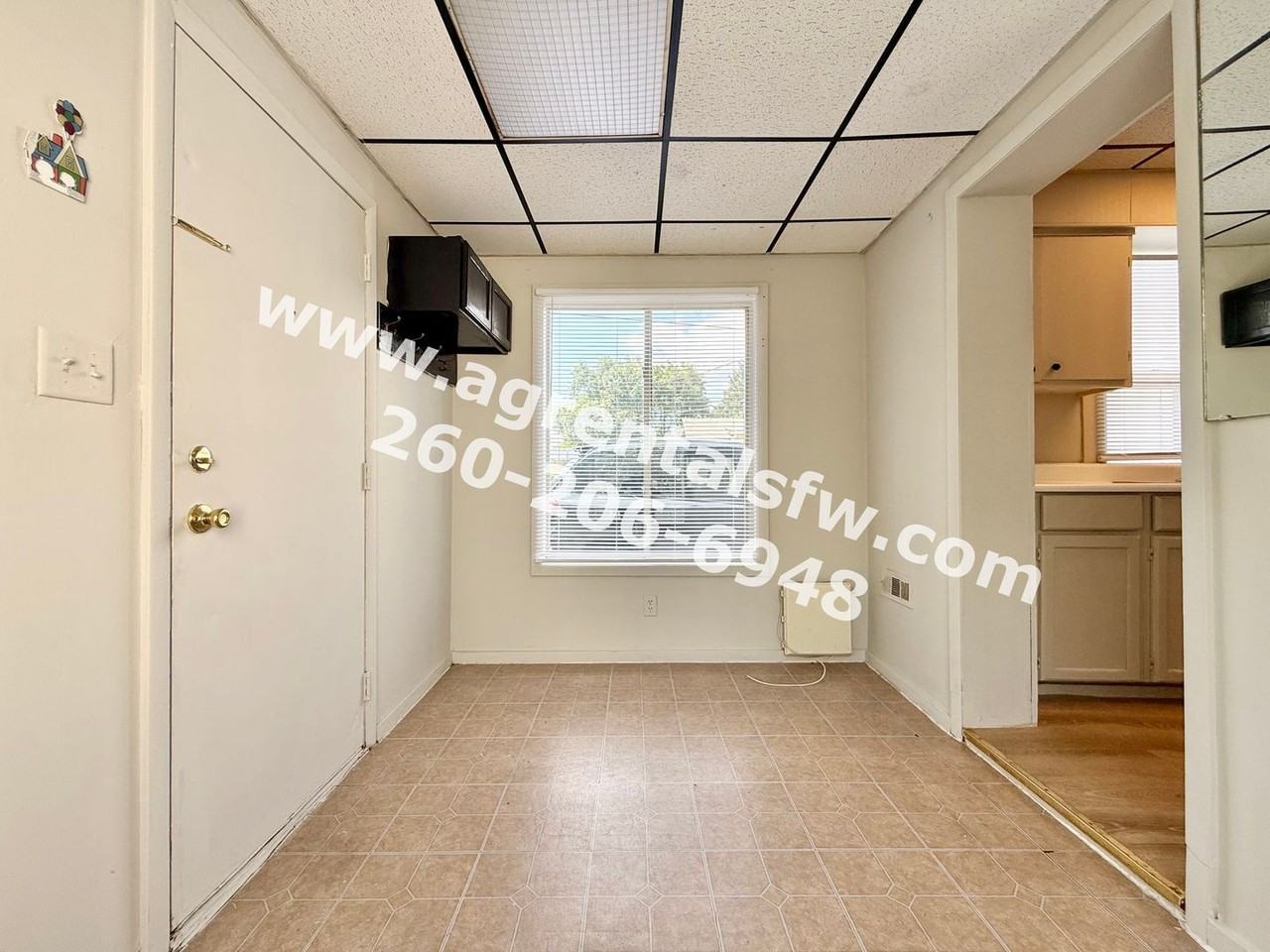 2828 Raymond St - Photo 3 of 23