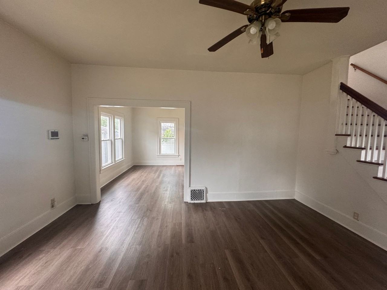 628 W Thomas St - Photo 2 of 24