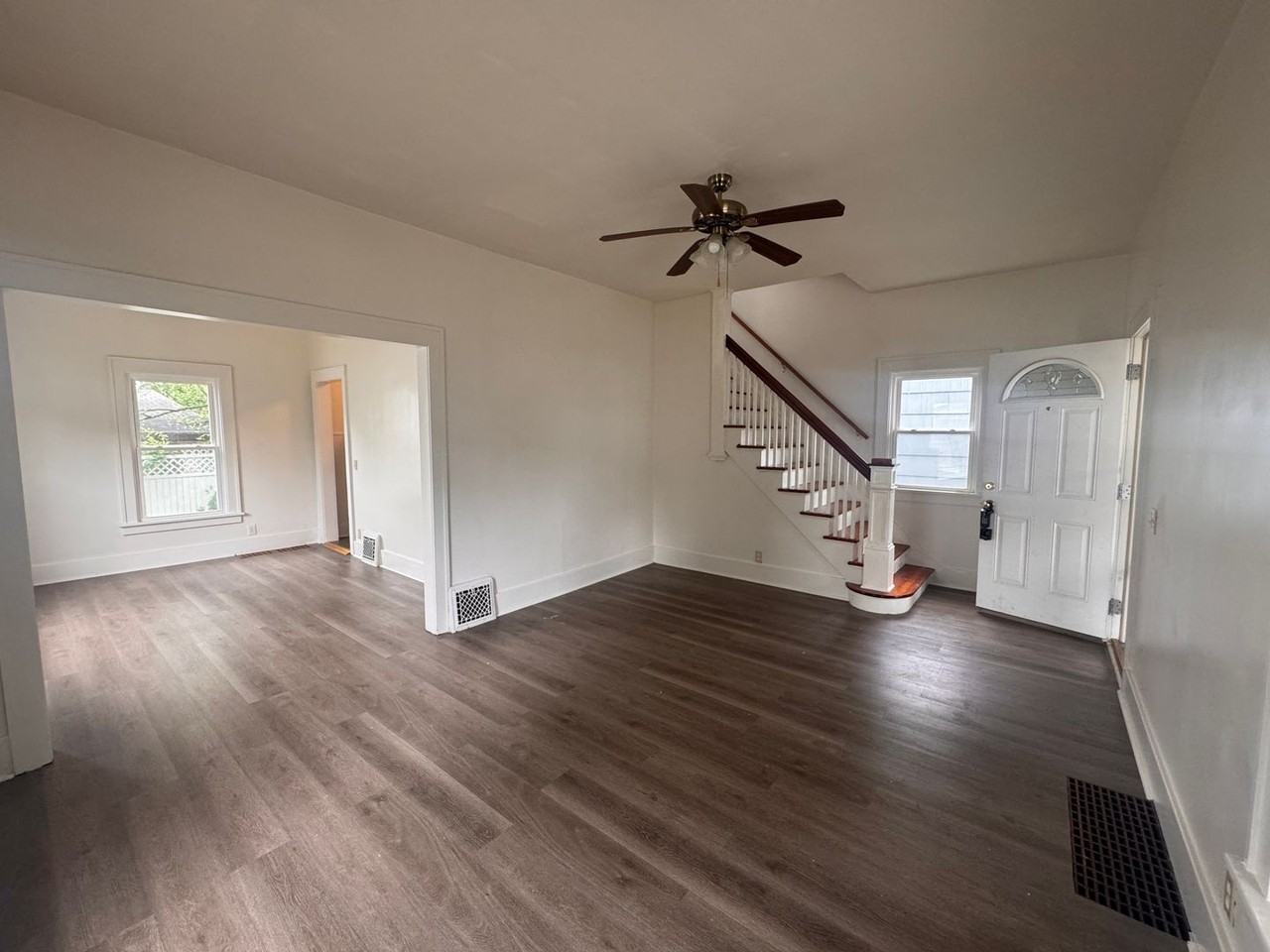 628 W Thomas St - Photo 3 of 24