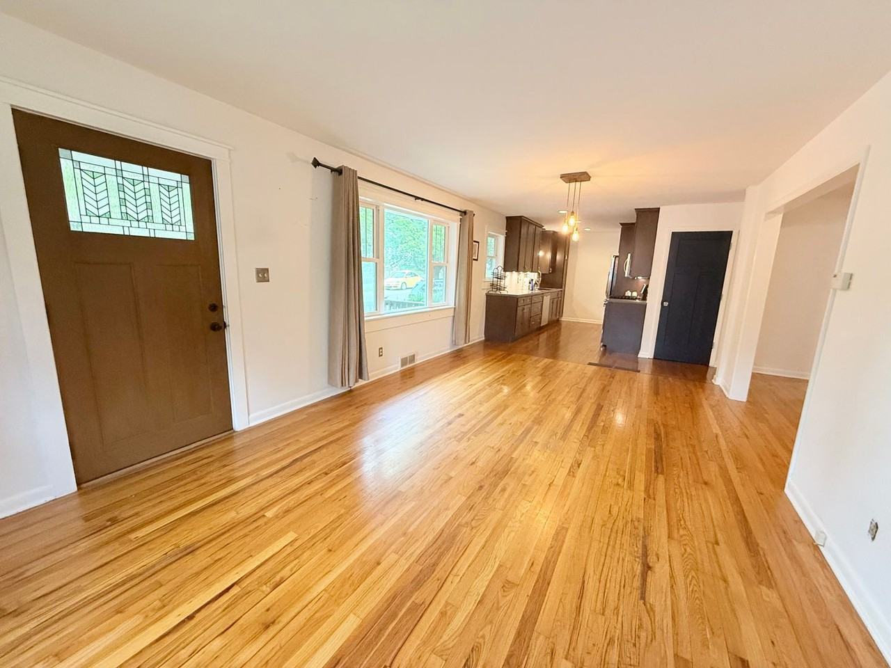 1612 N Roosevelt Ave - Photo 5 of 13