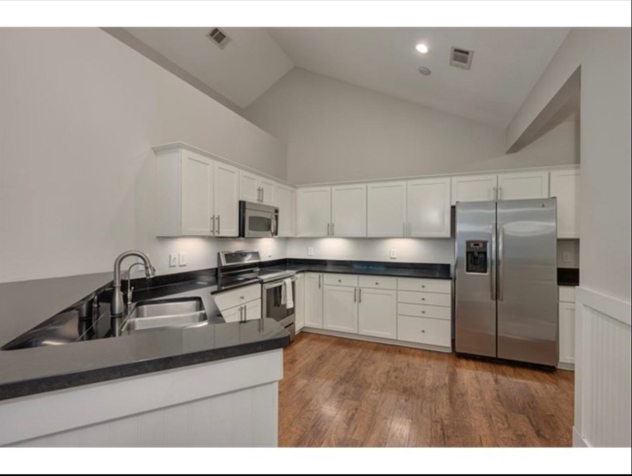 109 Edgewood Ct - Photo 5 of 13