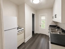 featured image of 1112 Wisconsin Ave