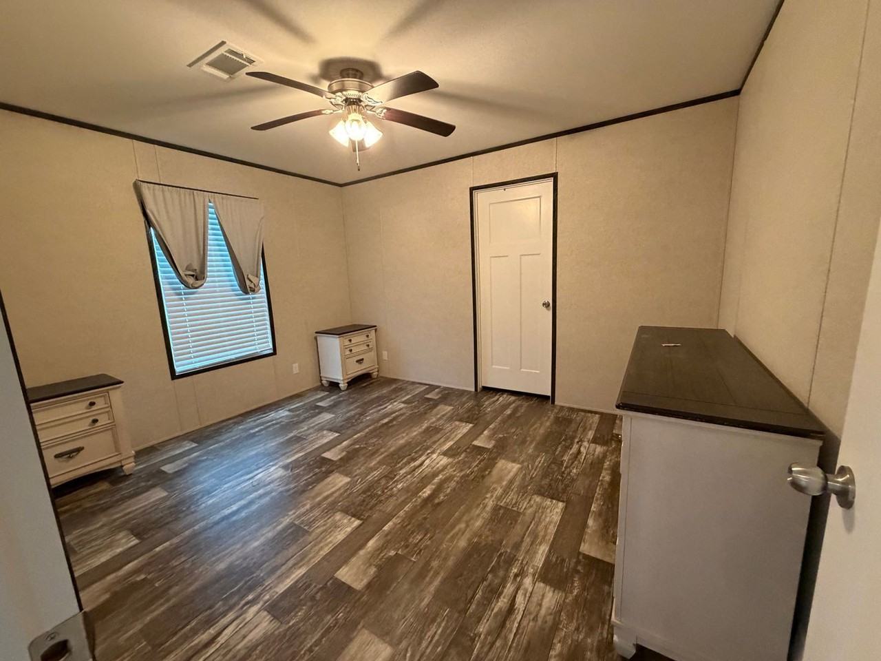 2148 W 28th Ct - Photo 7 of 13