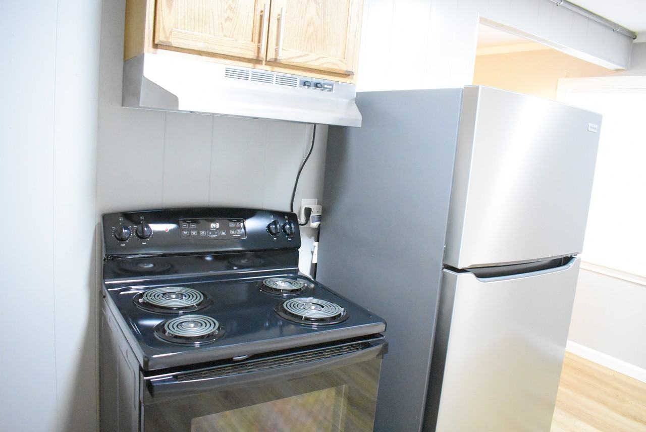 2319 Banita Street- DUPLEX - 1 #1 - Photo 5 of 9