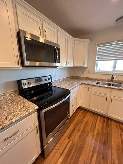 1625 10th Ave E #1 - Photo 2 of 14