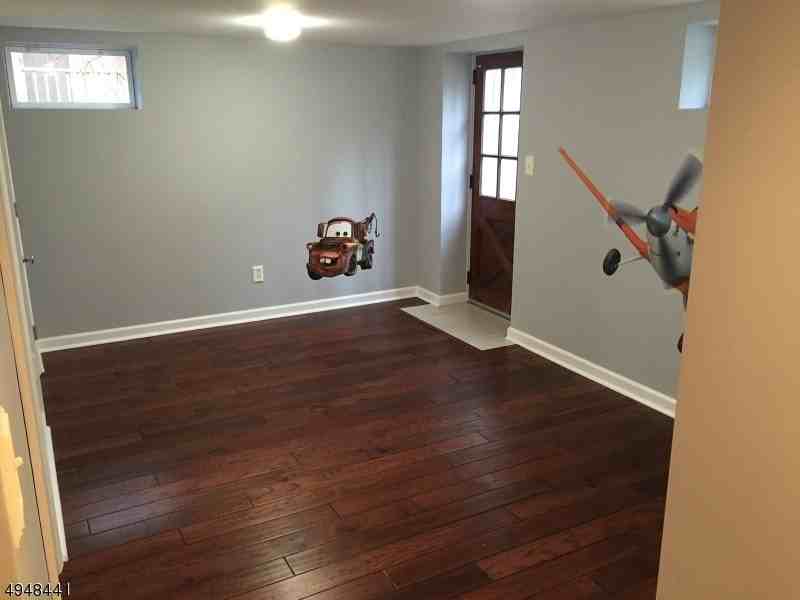 12 Osborne Ave - Photo 7 of 12