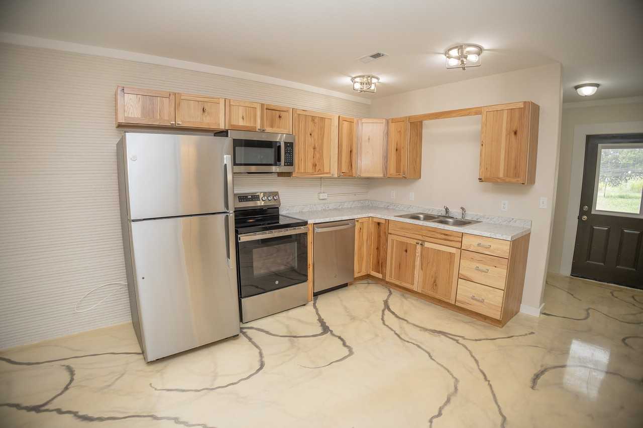 120 Jefferson Rd #A - Photo 5 of 18
