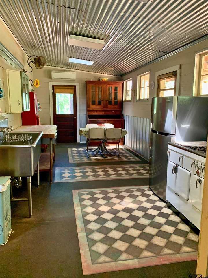 1692 An County Road 437 - Photo 3 of 15
