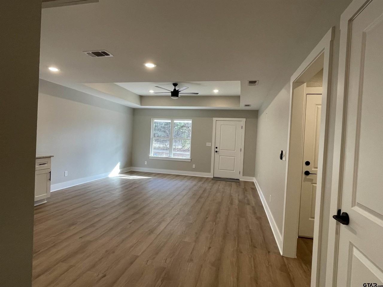 518 Post Oak Dr - Photo 6 of 16