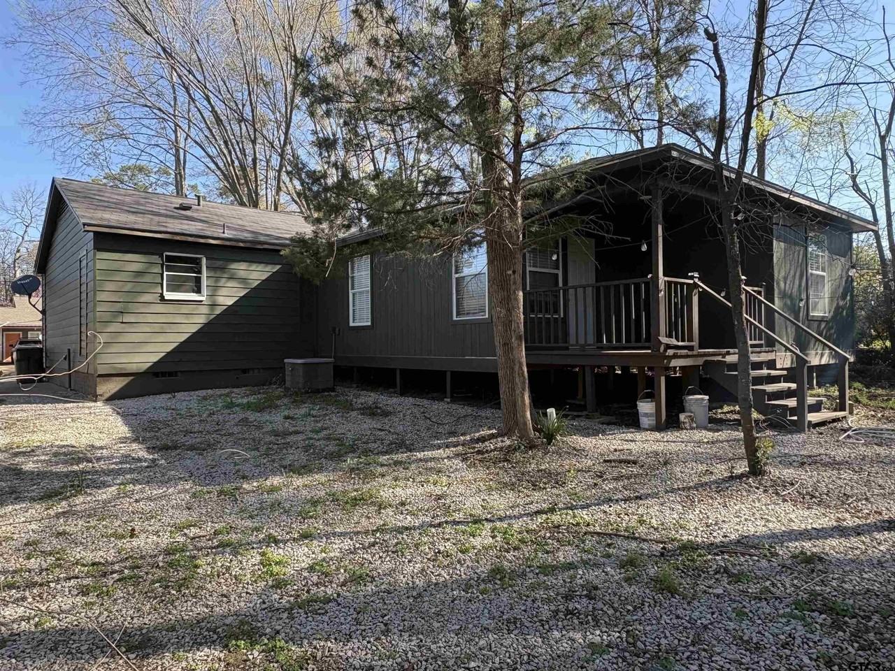1319 E Dawson St - Photo 2 of 24