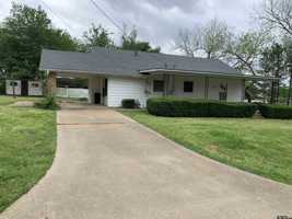 featured image of 279 E Ayers St