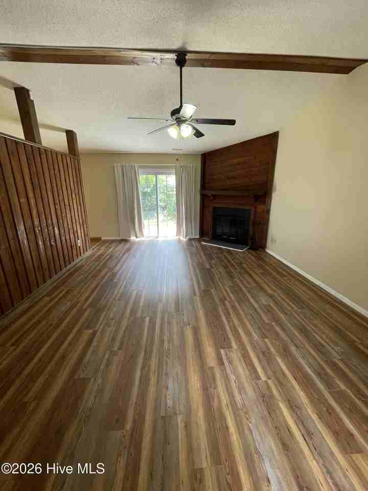 104 Bayer Ct - Photo 7 of 20