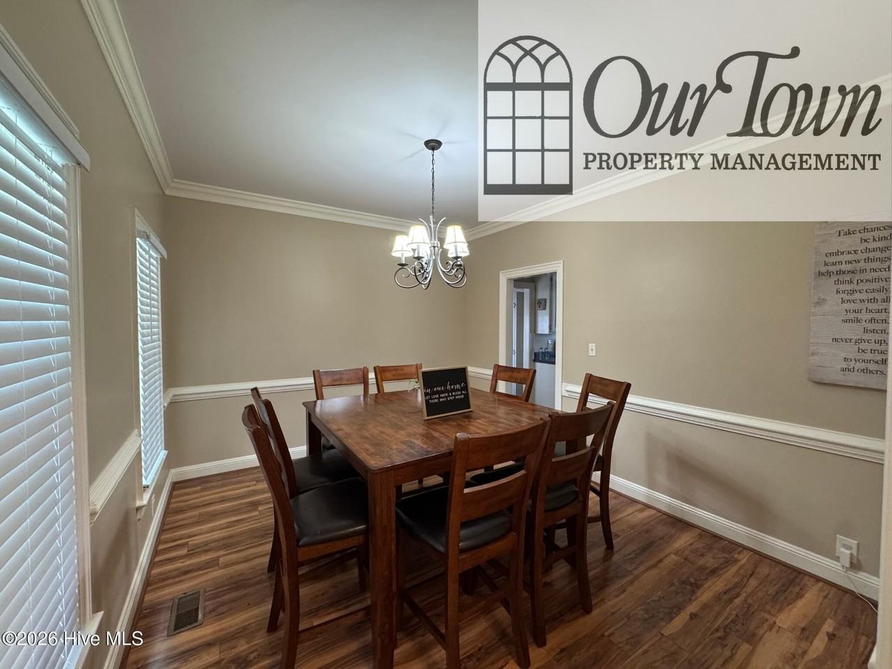 2906 Brentwood Dr N - Photo 5 of 31