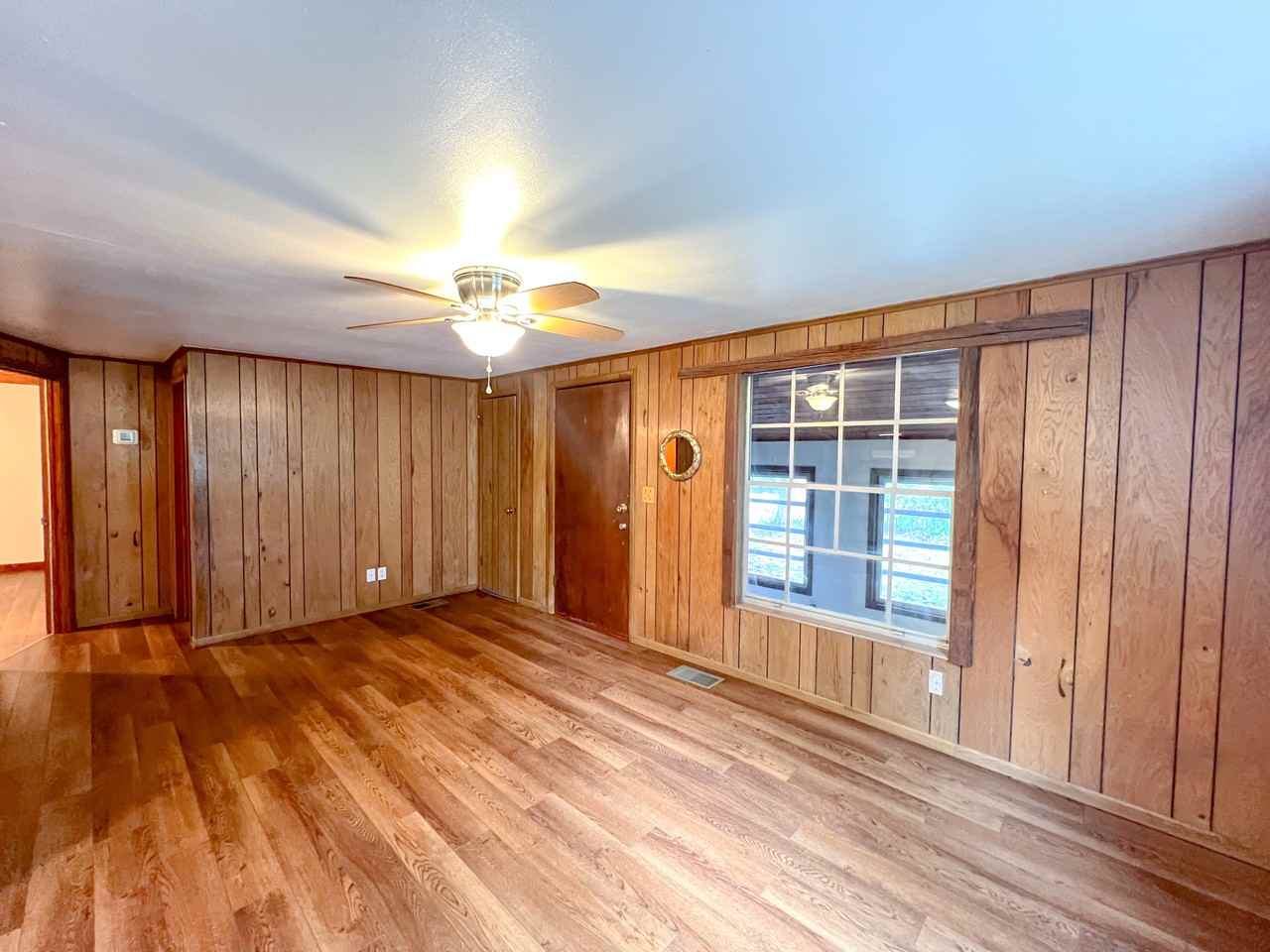 11719 Ne 7th Ave - Photo 5 of 19