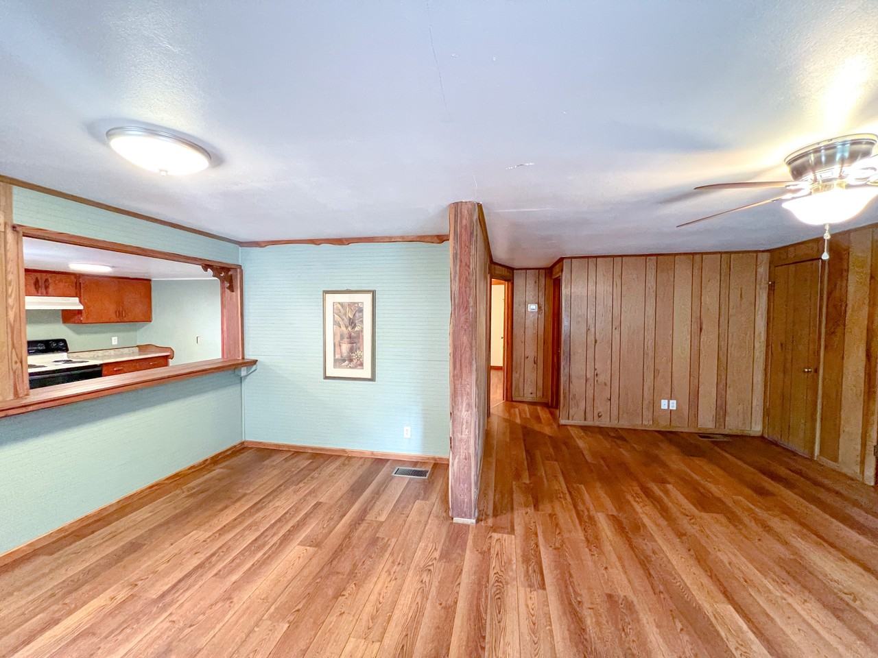 11719 Ne 7th Ave - Photo 7 of 19