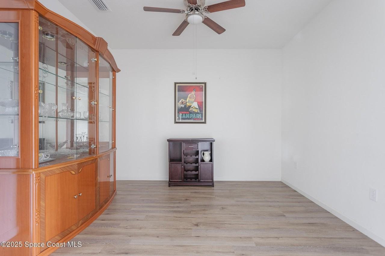 560 Remington Green Drive Southeast - 1Unit 103 #1 - Photo 3 of 10