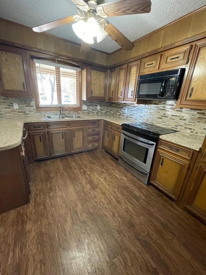 5316 73rd St - Photo 7 of 29