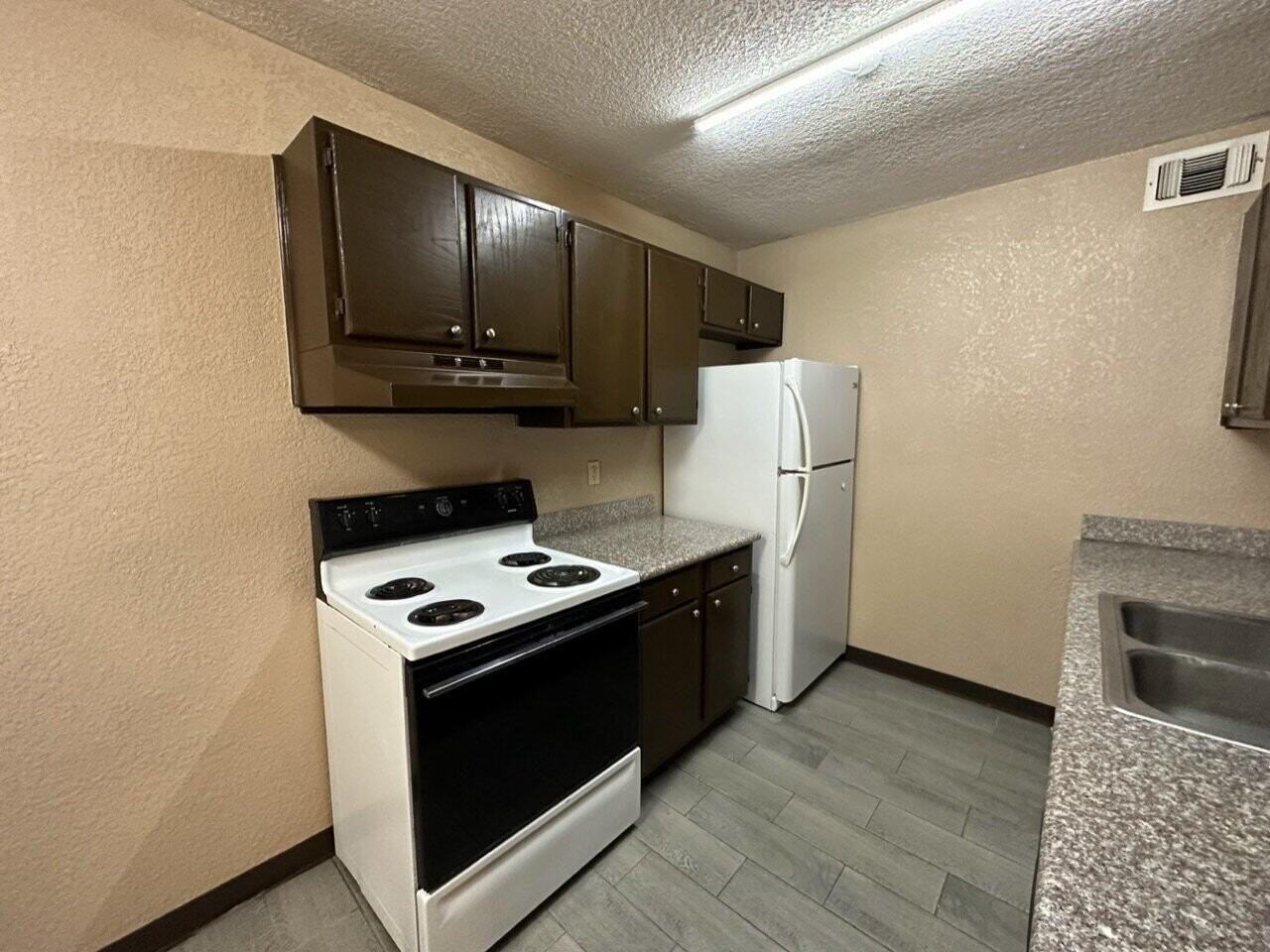 226 Cherry St #32 - Photo 5 of 11