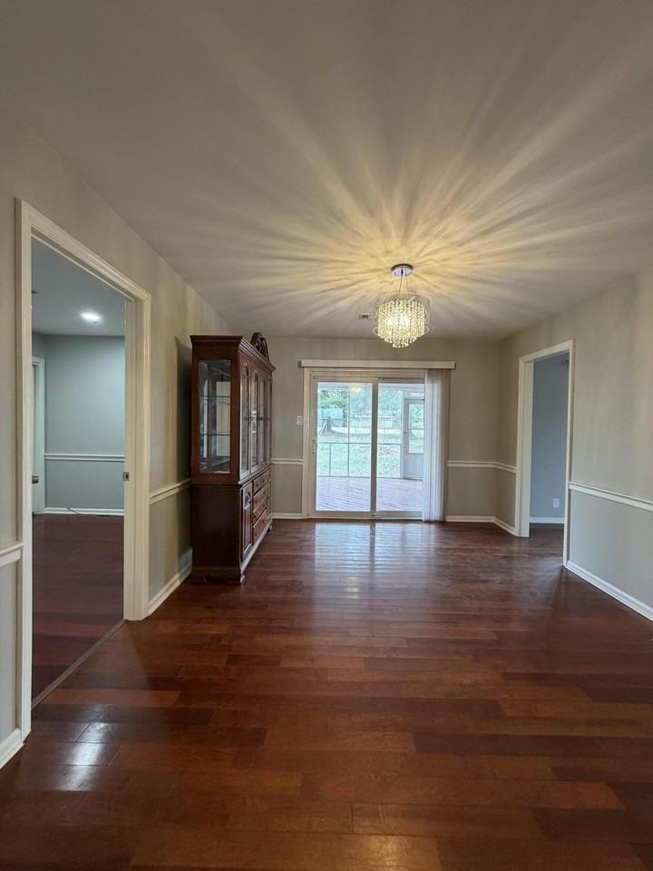321 Hightower Rd - Photo 6 of 13