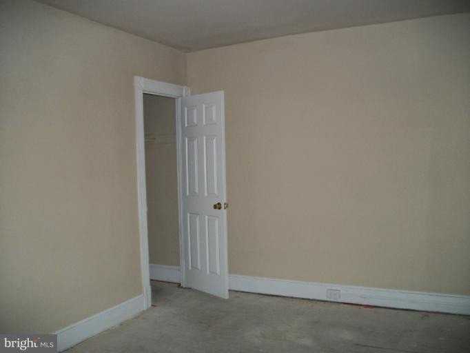 1429 S St Se - Photo 2 of 27
