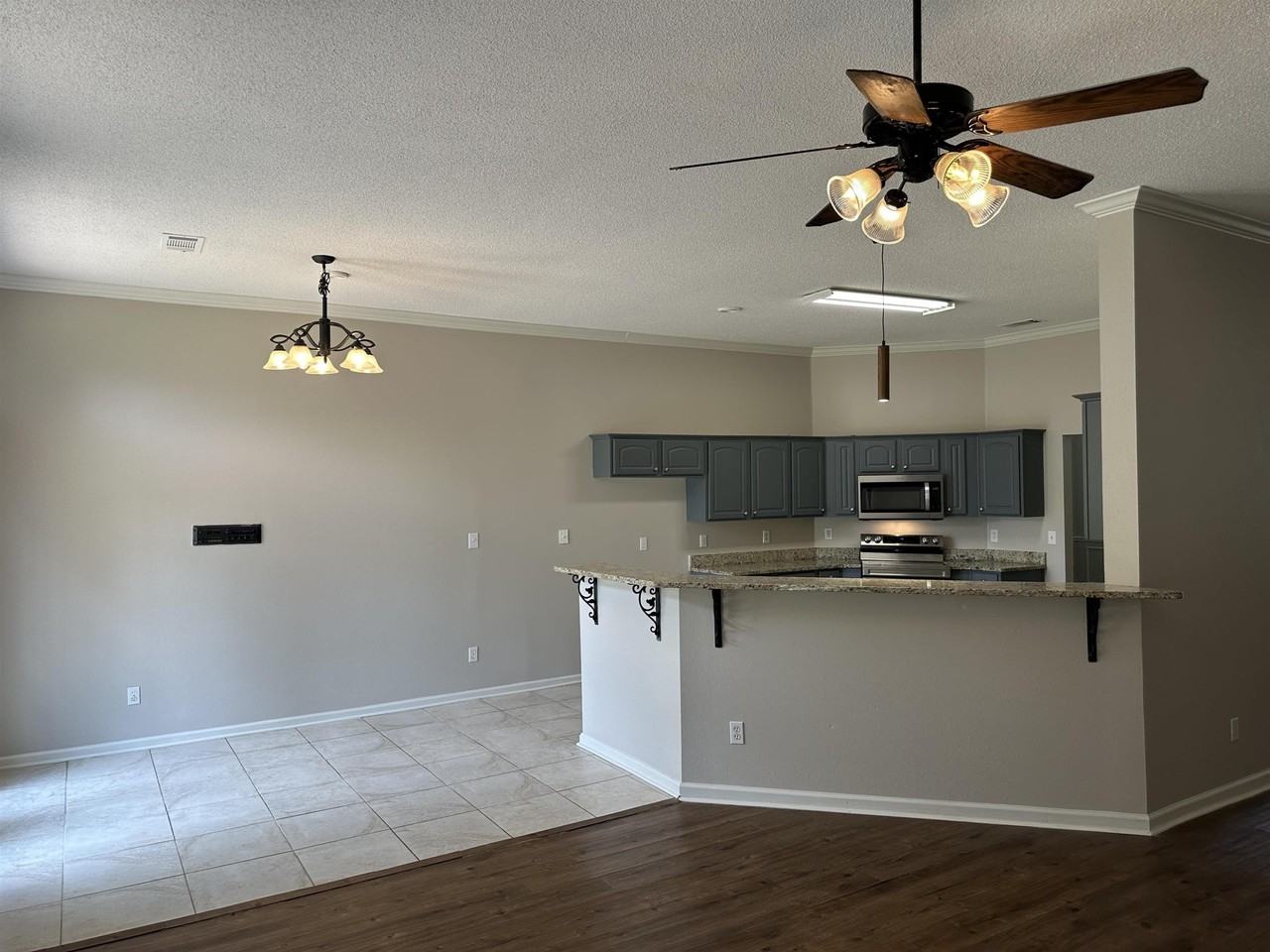 5281 Jon Oak Dr - Photo 3 of 23