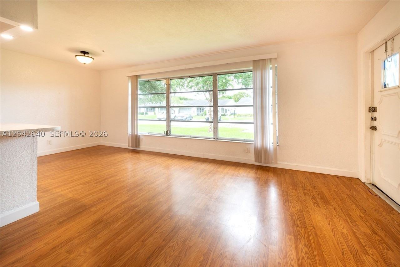 8555 Nw 10th St #B106 - Photo 6 of 28