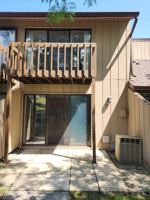 featured image of 28 Jamaica Colony Unit 5