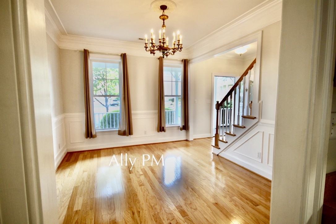 1892 Clay Dr #1 - Photo 6 of 23