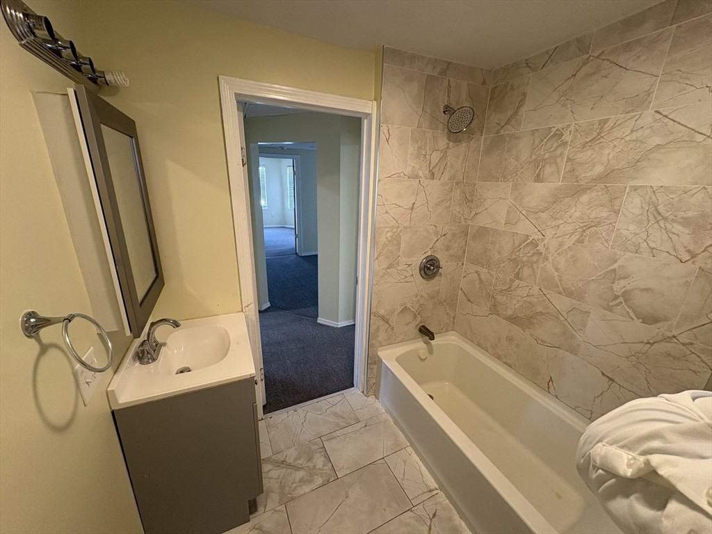 45 Mason Ave ##2 - Photo 6 of 19