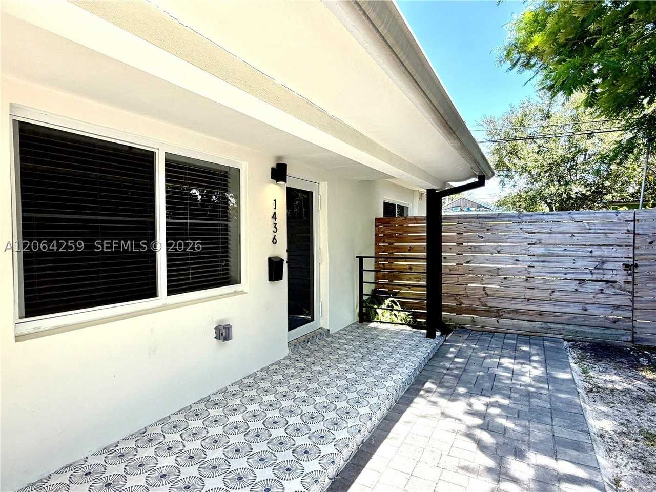 1436 Nw 52nd St #0 - Photo 3 of 27