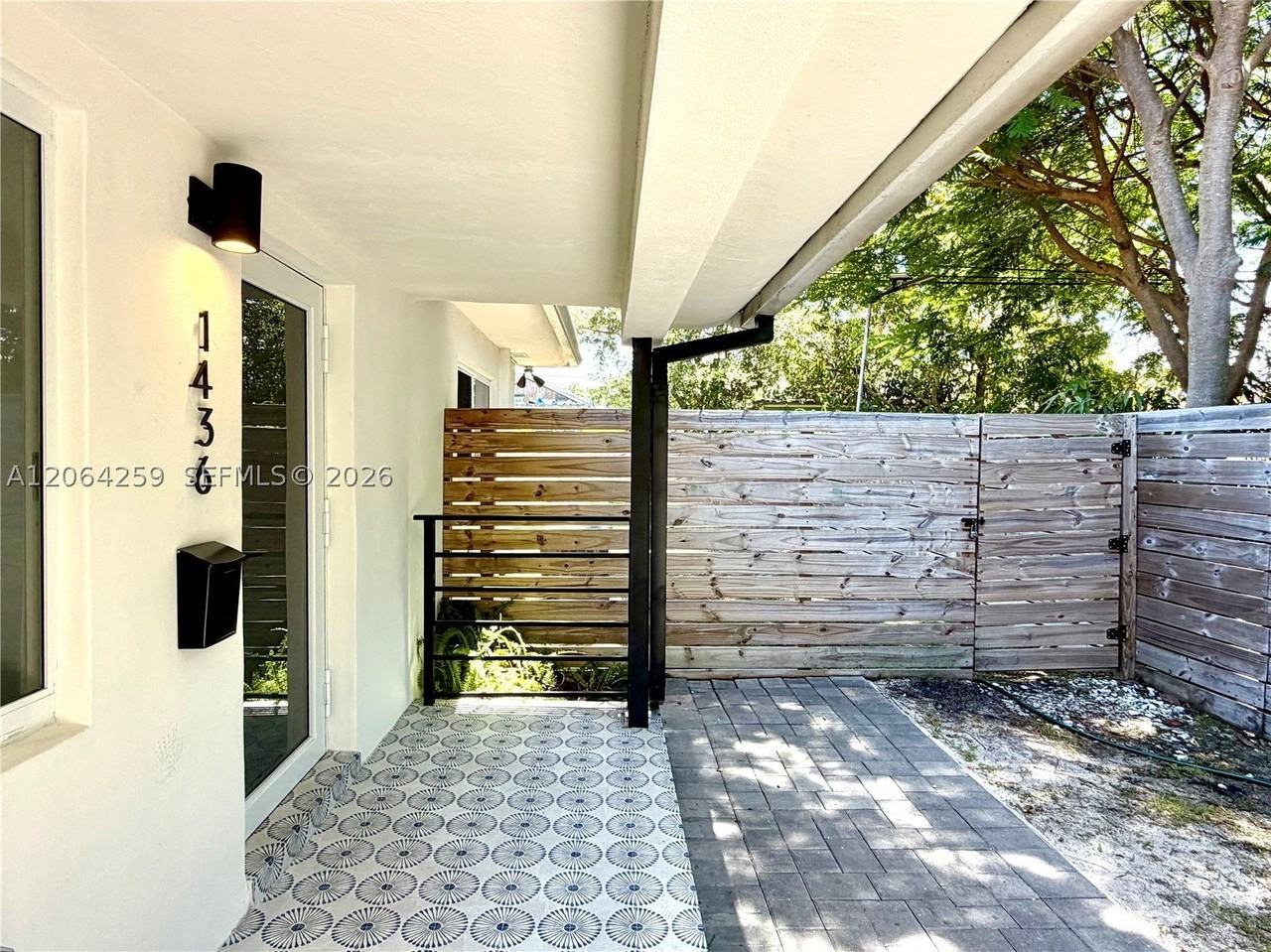 1436 Nw 52nd St #0 - Photo 4 of 27