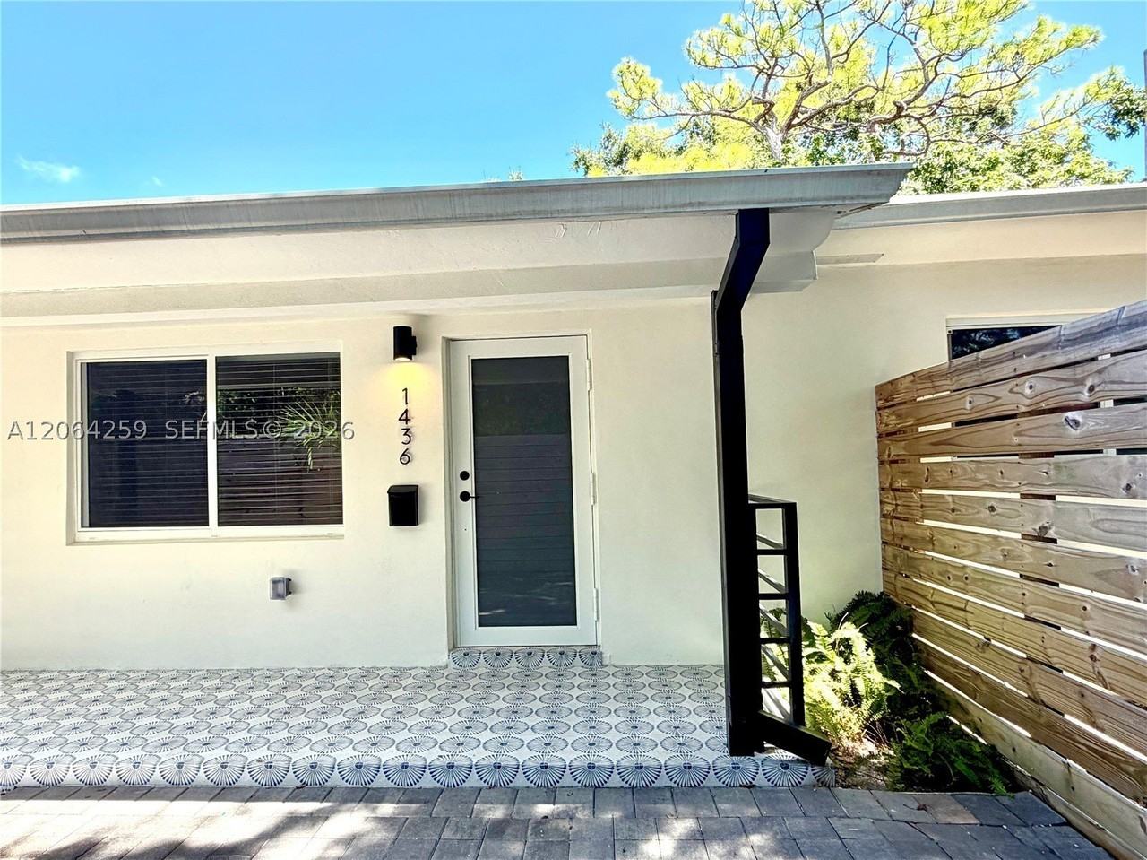 1436 Nw 52nd St #0 - Photo 6 of 27