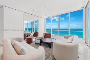 featured image of 100 S Pointe Dr #2306