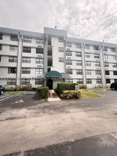 2501 Riverside Dr #114A
