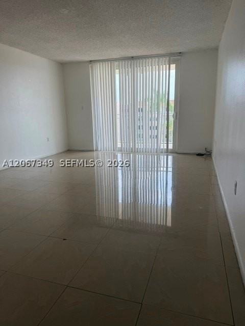 6960 Nw 186th St #2-521 - Photo 5 of 9