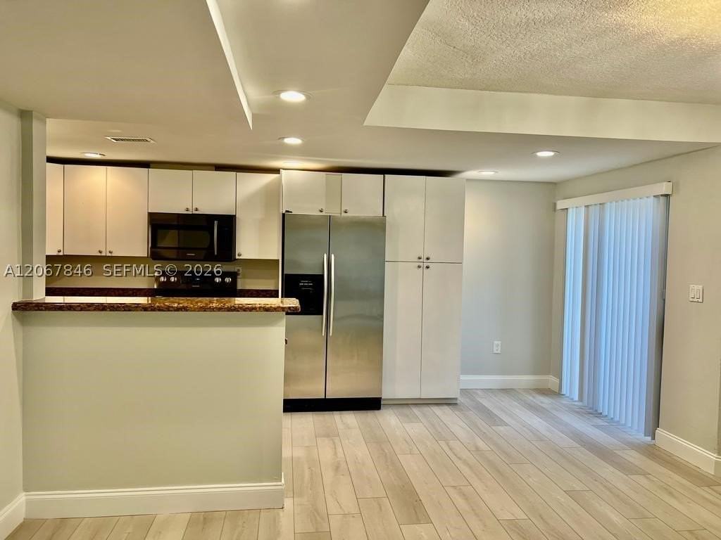 900 Sw 113th Ter - Photo 6 of 35