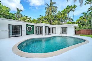 1825 Alamanda Dr - Photo 1 of 1