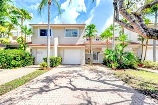 10237 Nw 52nd Ln #10237 - Photo 1 of 1