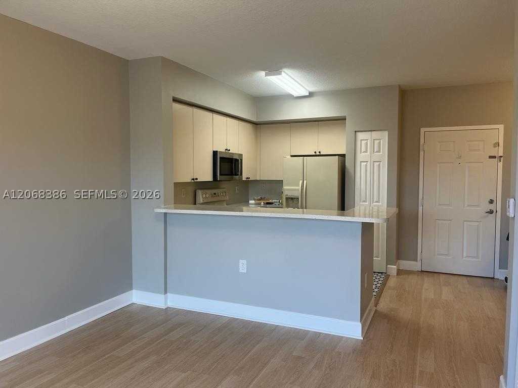 11060 Sw 196th St #511 - Photo 6 of 18