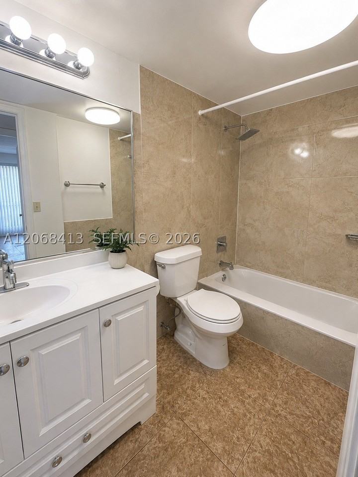 1500 N Congress Ave #C17 - Photo 5 of 5
