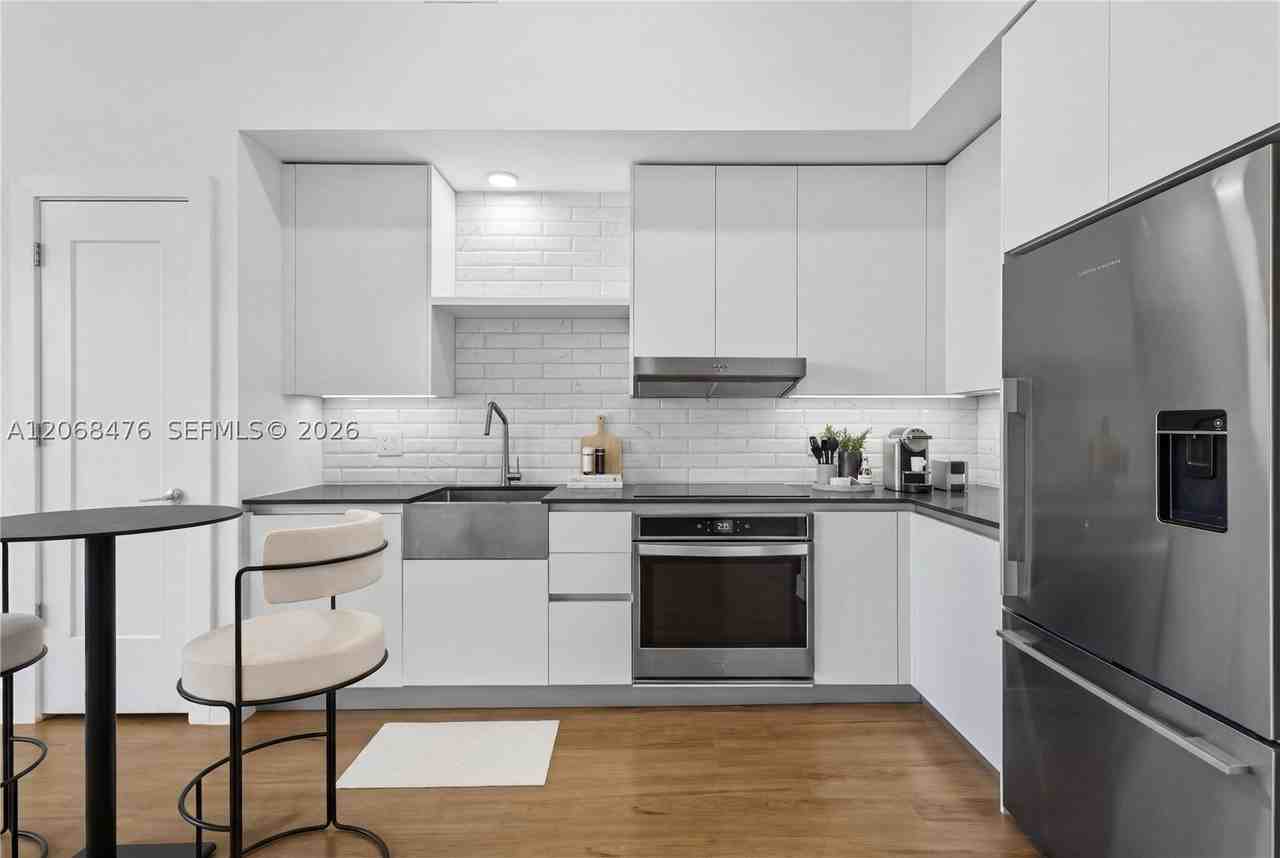 650 Ne 2nd Ave #1708 - Photo 5 of 26