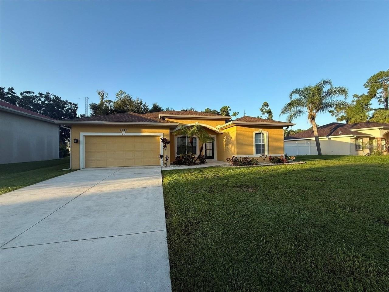 3643 Spinner Ave - Photo 2 of 16