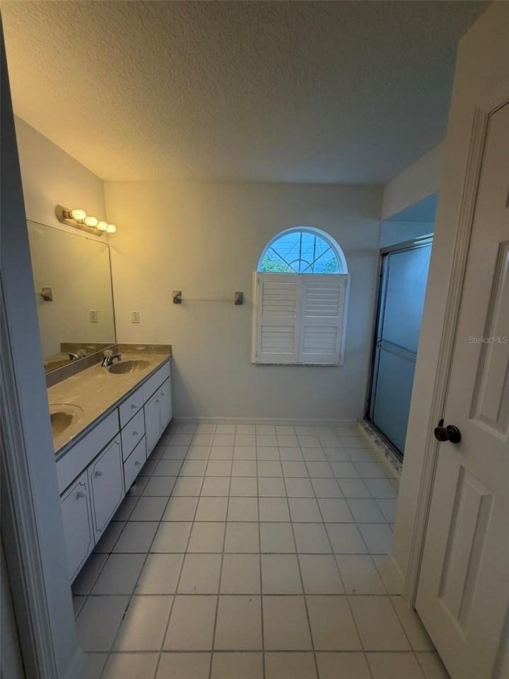 2 Lamar Ln - Photo 4 of 14