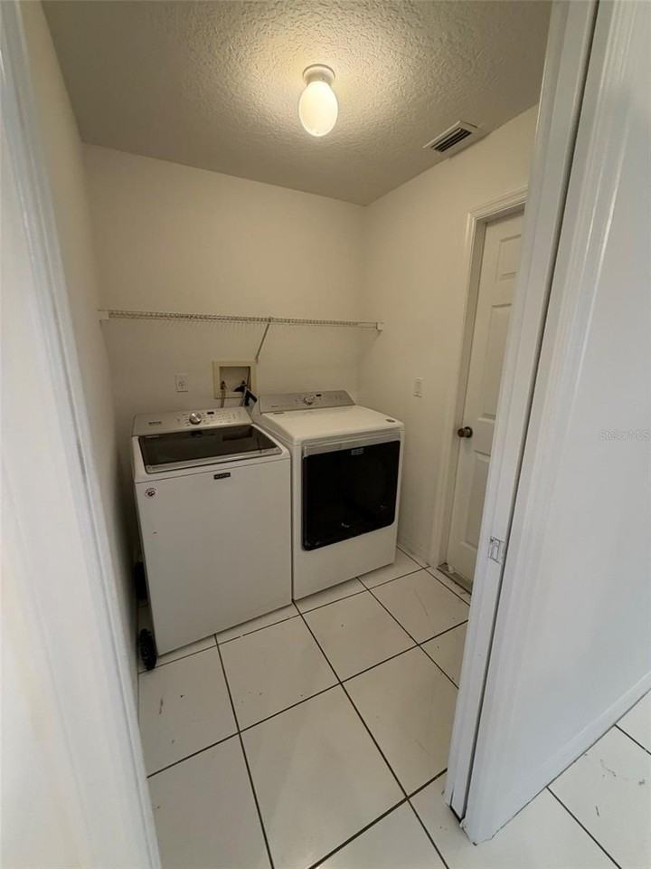 2 Lamar Ln - Photo 6 of 14