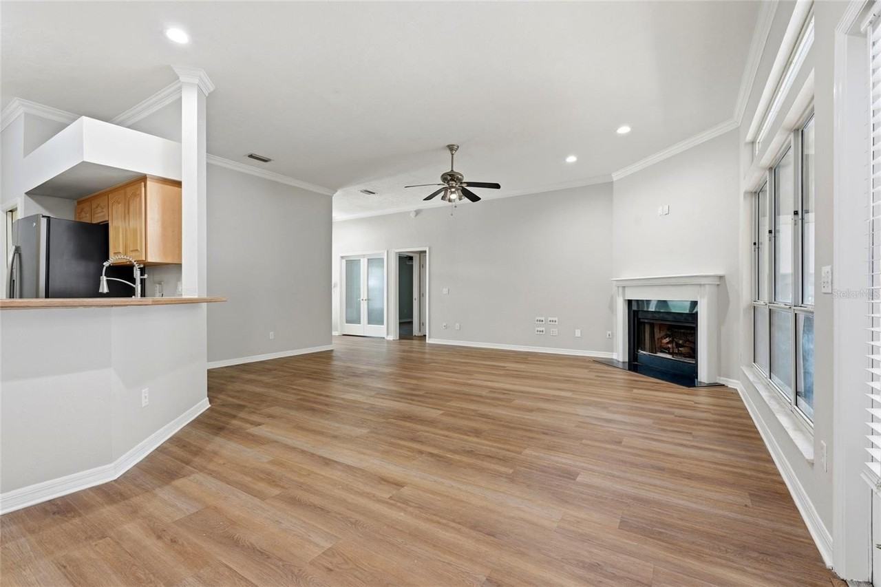 1111 Sw 80th Dr - Photo 3 of 28